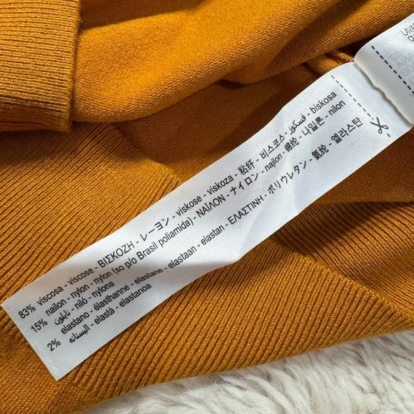 Zara Women’s Turtleneck Sweater in Mustard/Burned Orange - Picture 3 of 4